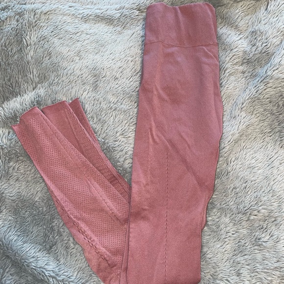 Fabletics Mauve seamless leggings - Picture 3 of 4